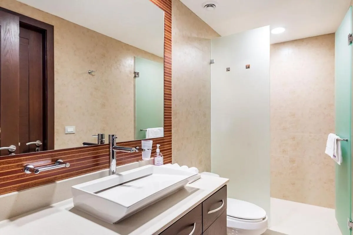 Luxury Ocean View Condo In Mareazul Beach Front - Almajuma House Playa del Carmen 0*,