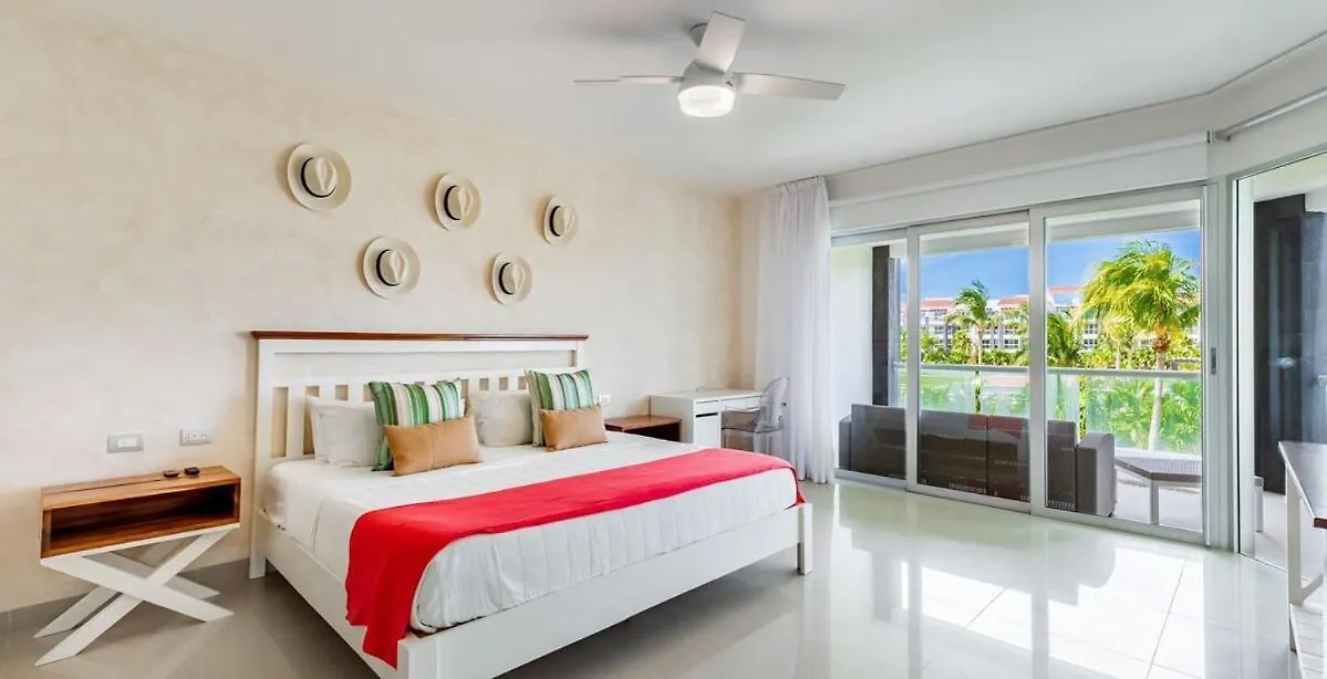 Luxury Ocean View Condo In Mareazul Beach Front - Almajuma House Playa del Carmen